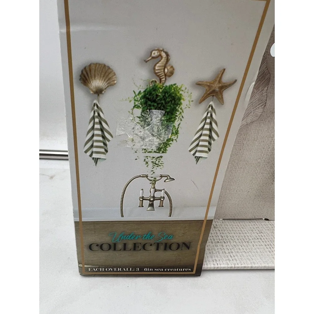 Under the Sea Collection 3 Piece Coastal Wall Hook Set Seahorse Starfish Shell